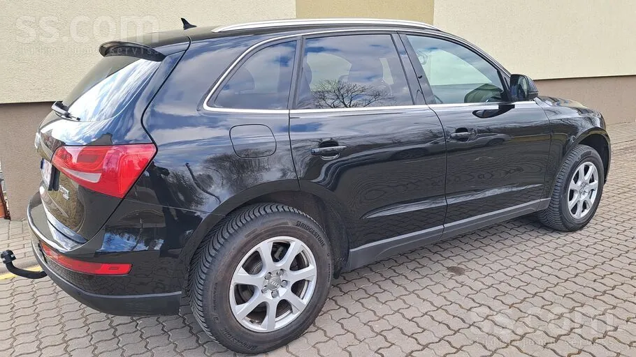 Audi Q5 2009 photo 2