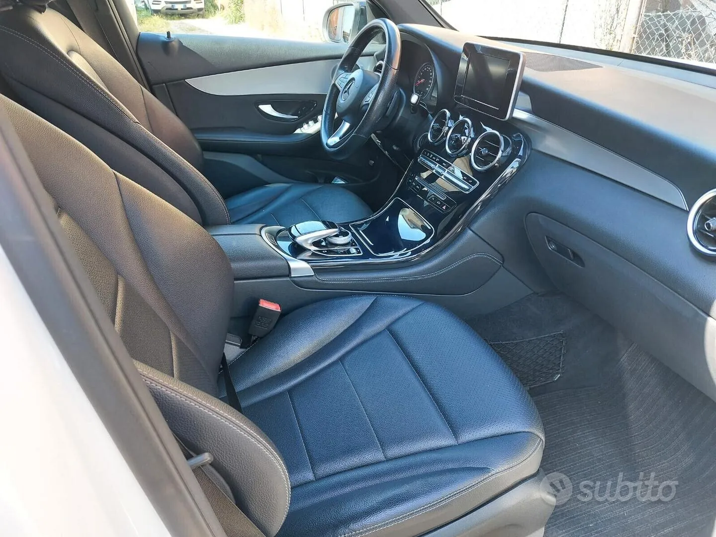 Mercedes-Benz Glc 2017 photo 5