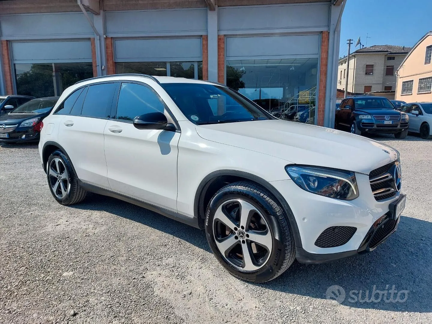 Mercedes-Benz Glc 2017 photo 2