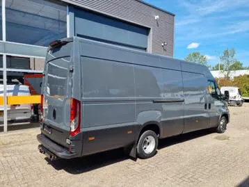 Iveco Daily 2022 photo 2