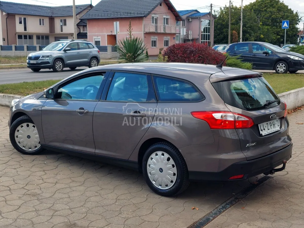 Ford Focus 2013 photo 5