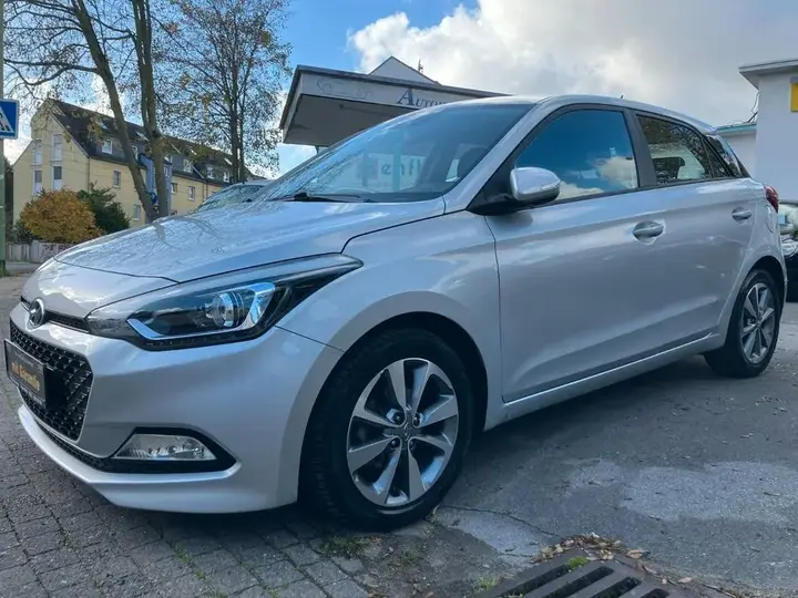 Hyundai I20