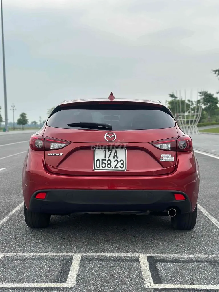 Mazda 3 2016 photo 2