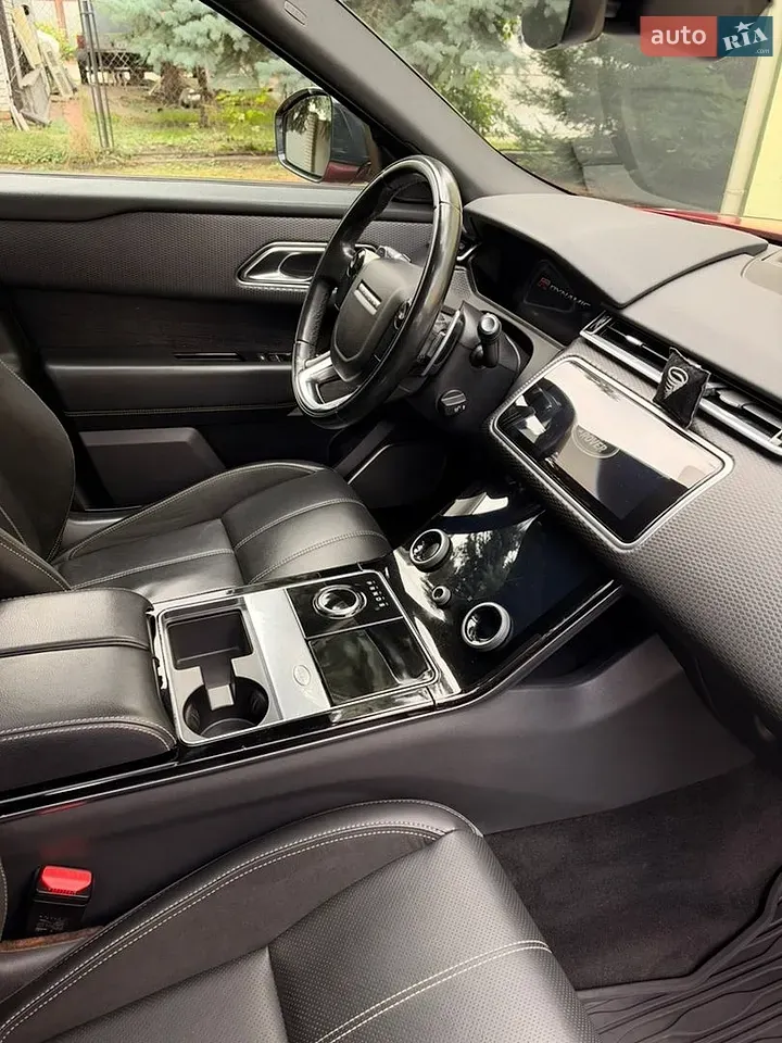 Land Rover Range Rover Velar 2017 photo 4