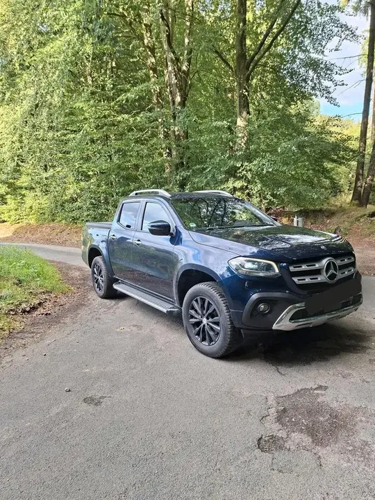 Mercedes-Benz X250