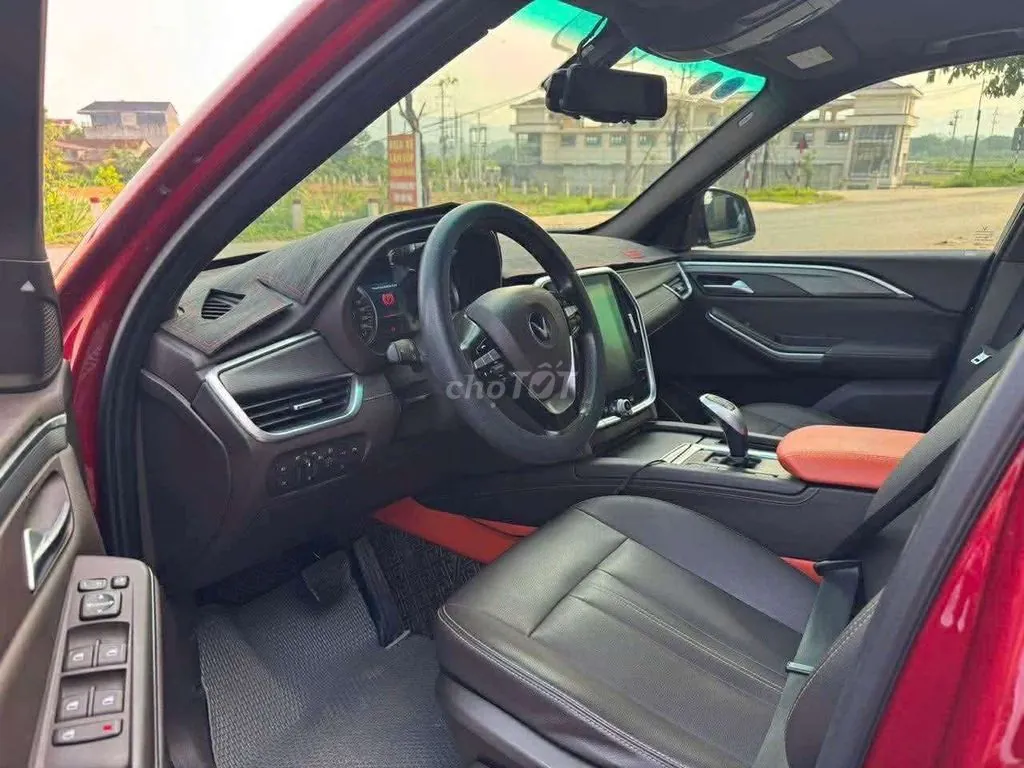 Vinfast Lux Sa2.0