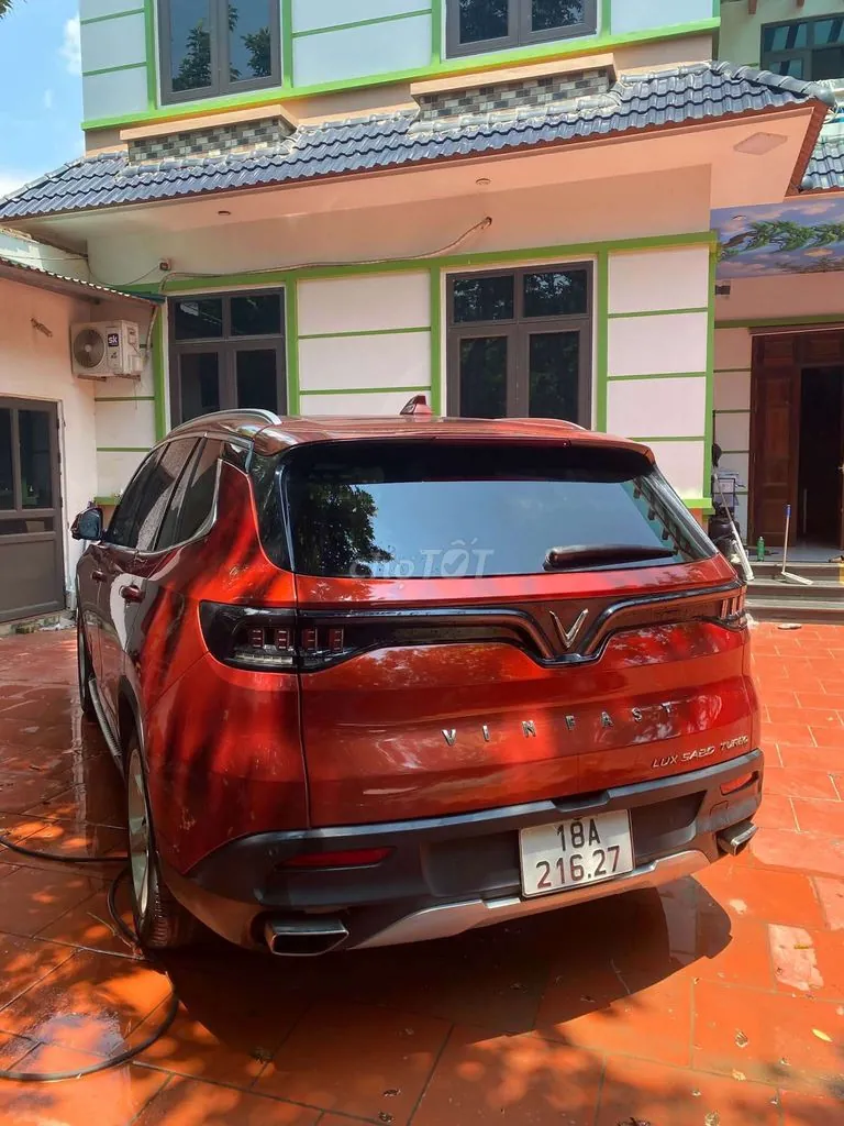 Vinfast Lux Sa2.0 2020 photo 3