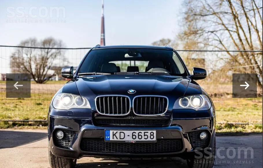 BMW X5 2011 photo 2