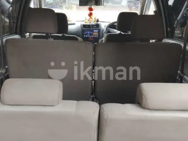 Toyota Avanza 2012 photo 3