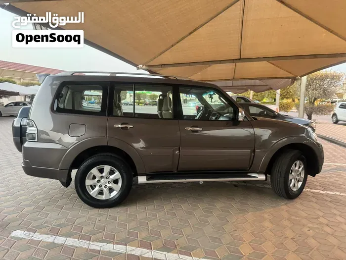 Mitsubishi Pajero 2016 photo 4