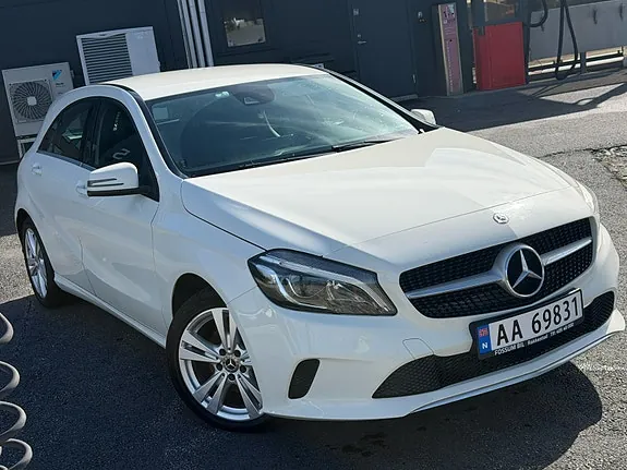 Mercedes-Benz A180 2018 photo 3