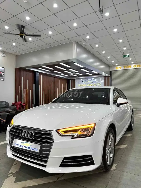 Audi A4 2016 photo 2