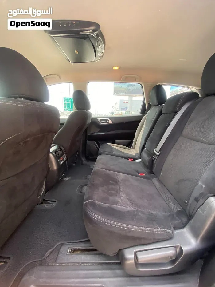 Nissan Pathfinder 2015 photo 2