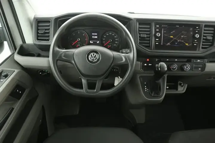 Volkswagen Crafter 2021 photo 2
