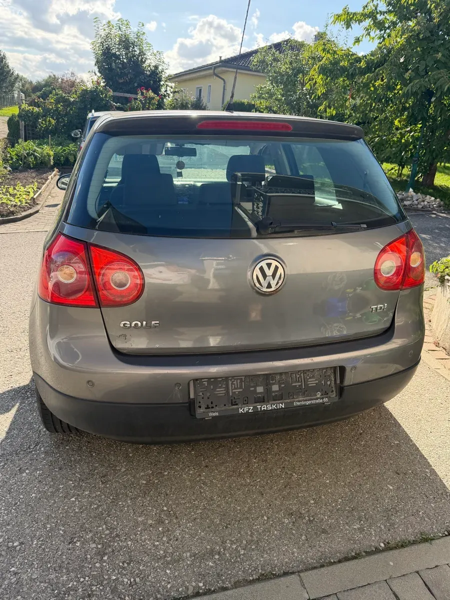 Volkswagen Golf 2005 photo 3