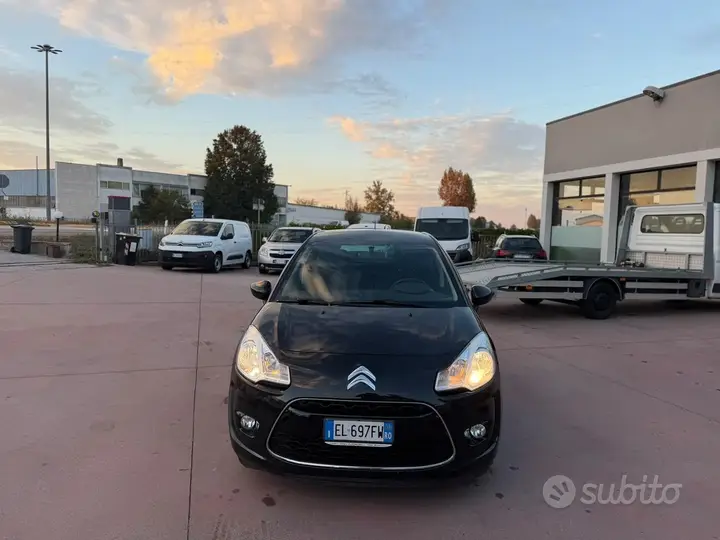 Citroen C3 2012 photo 2