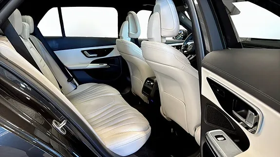 Mercedes-Benz E300 De 2025 photo 5