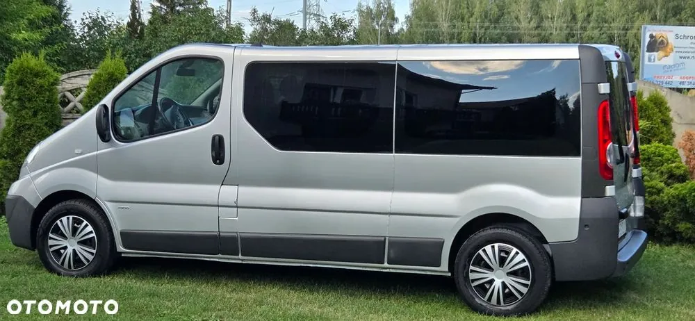 Opel Vivaro 2014 photo 3