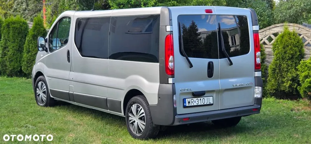 Opel Vivaro 2014 photo 4
