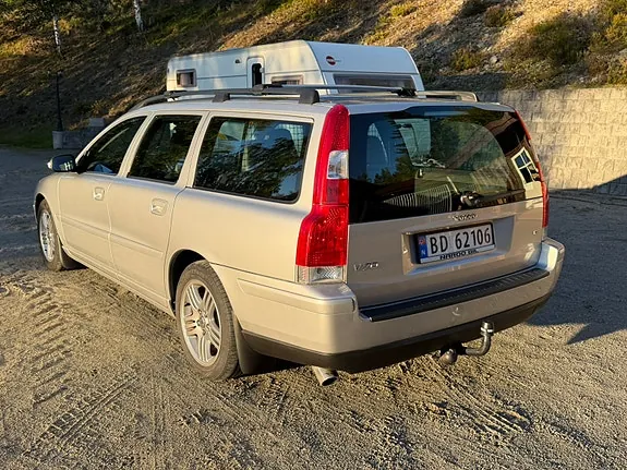 Volvo V70 2006 photo 2