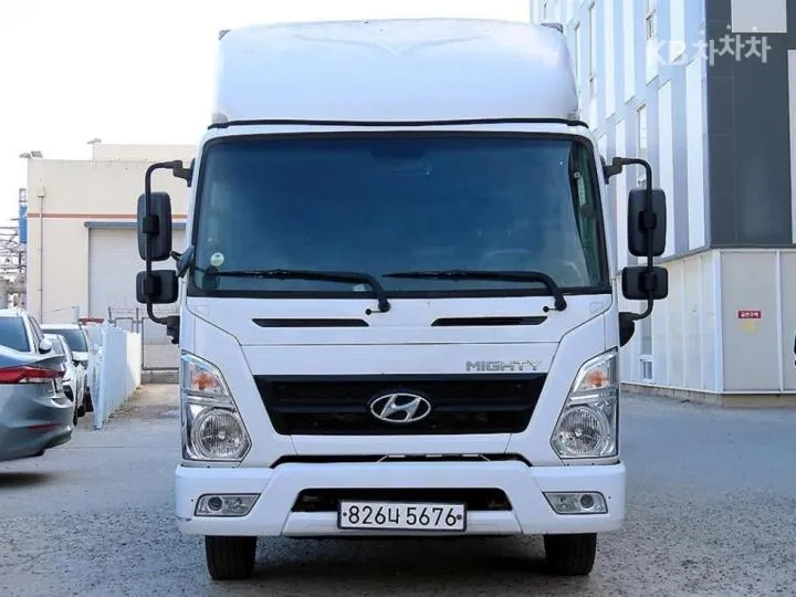 Hyundai Mighty
