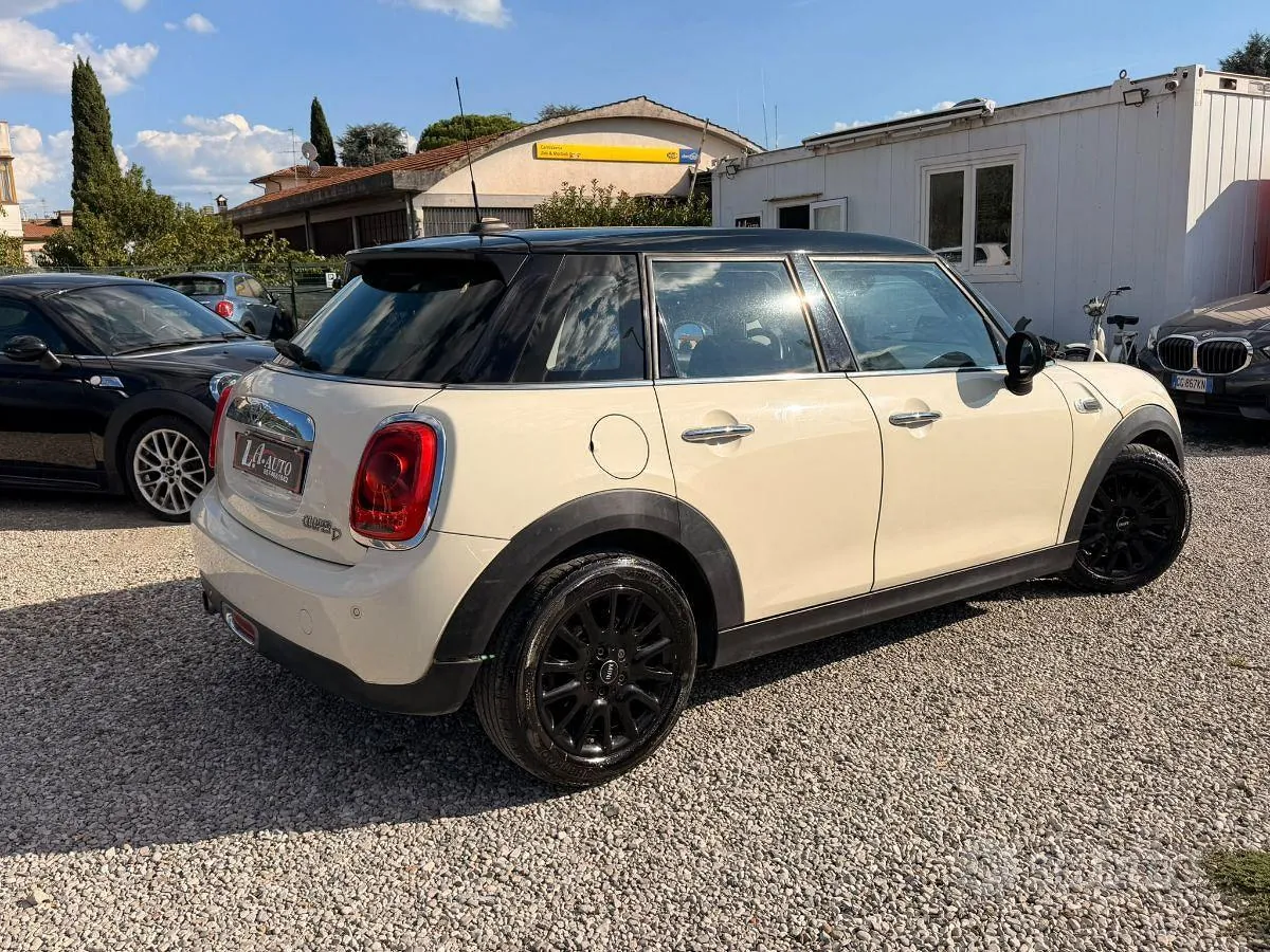 Mini Mini 2015 photo 3