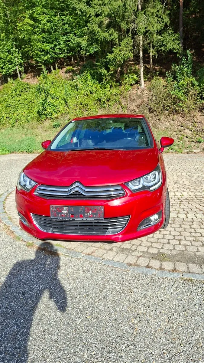 Citroen C4 2015 photo 2