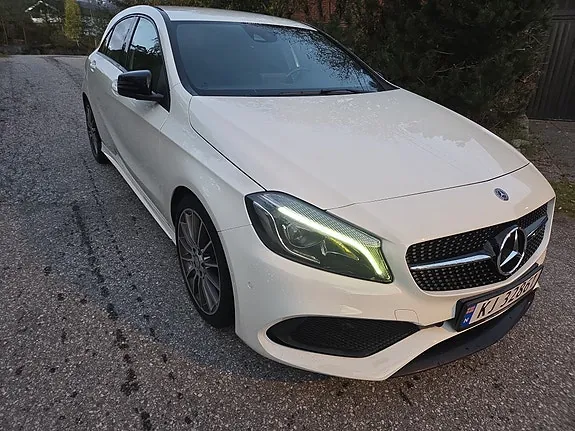 Mercedes-Benz A180