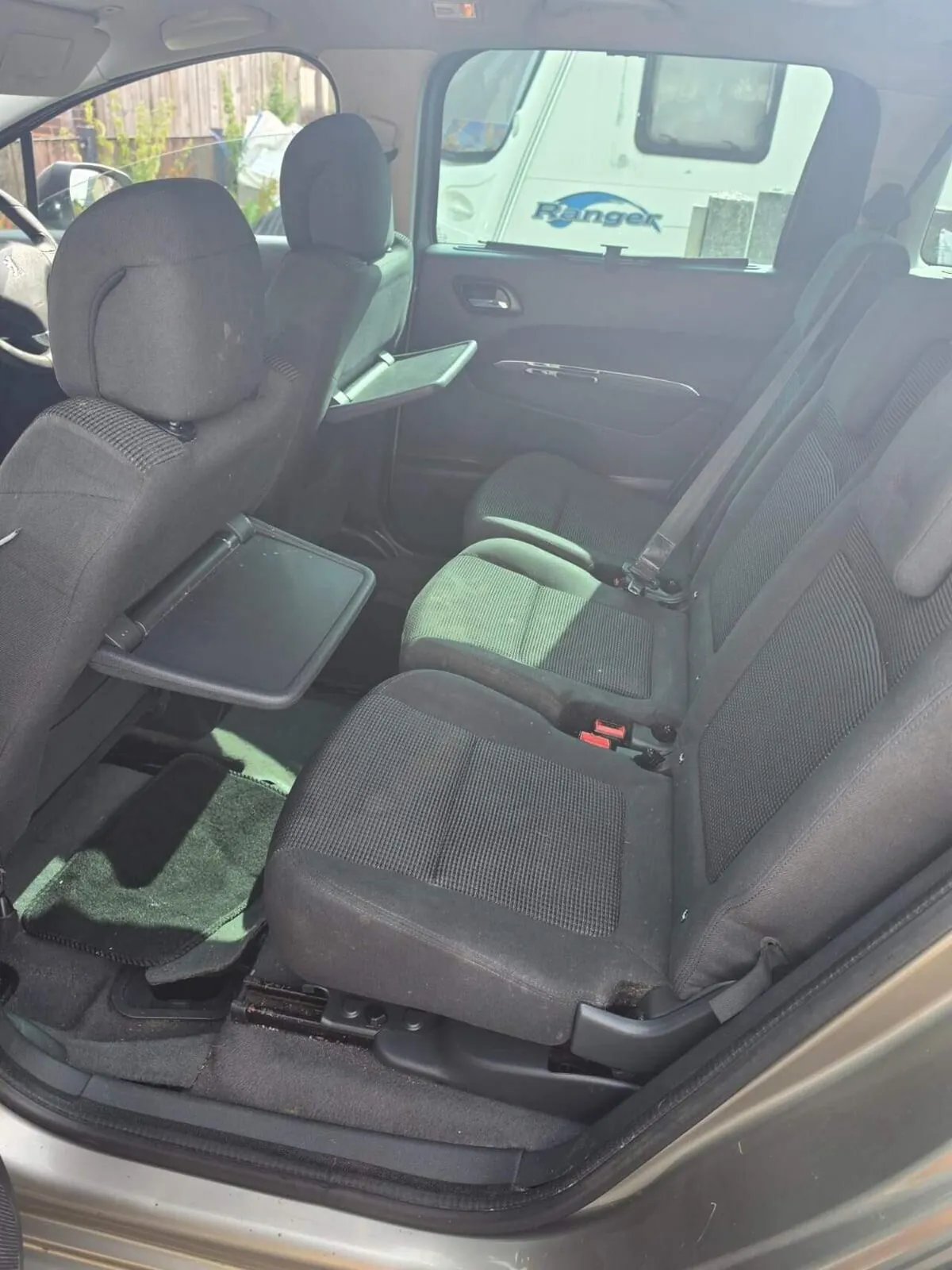 Peugeot 5008 2013 photo 2