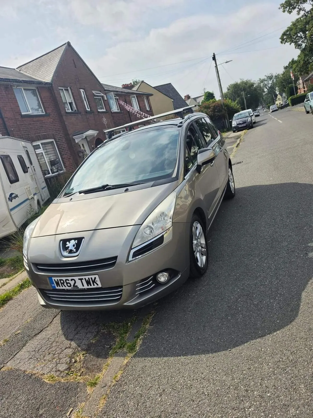 Peugeot 5008