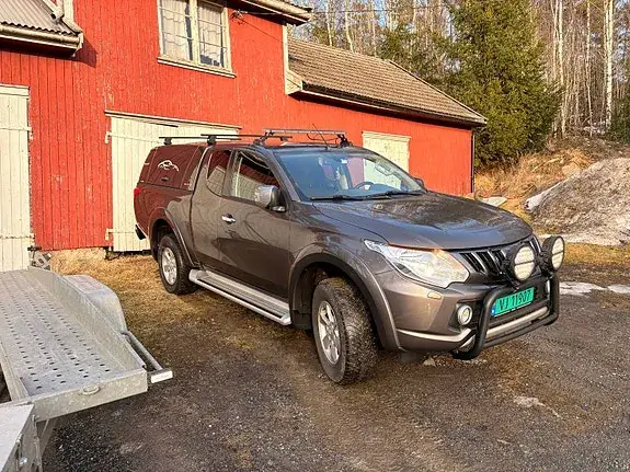 Mitsubishi L200 2017 photo 3
