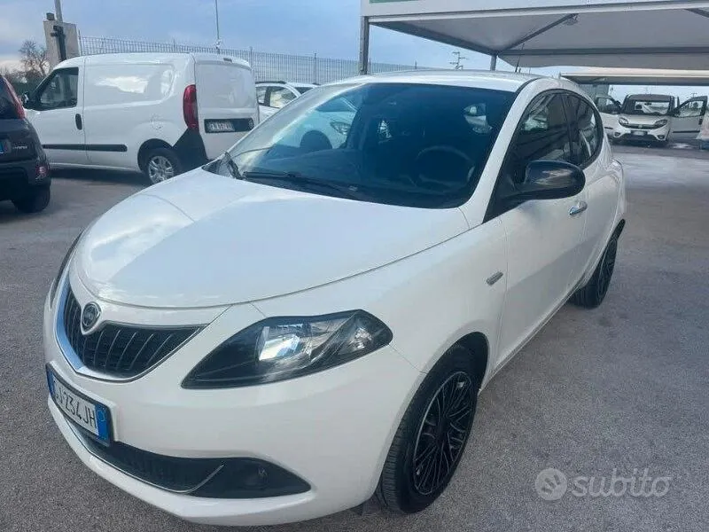Lancia Ypsilon 2022 photo 5