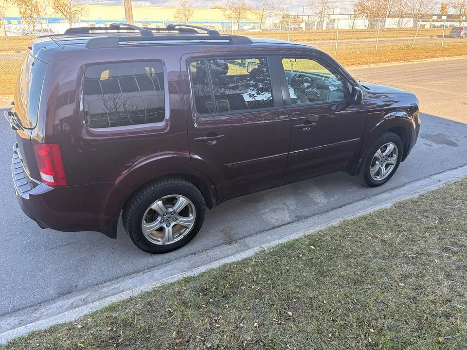 Honda Pilot 2012 photo 2