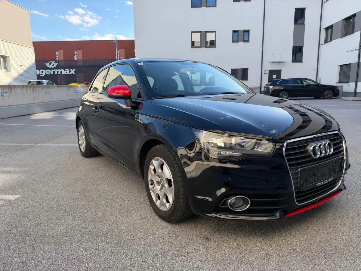 Audi A1 2012 photo 2