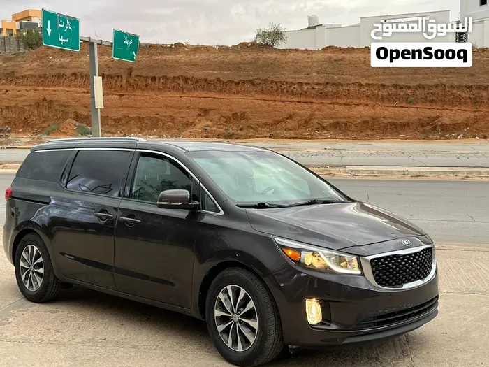 Kia Sedona 2018 photo 3