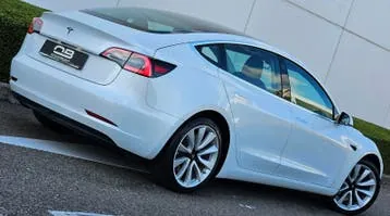 Tesla Model 3 2020 photo 3