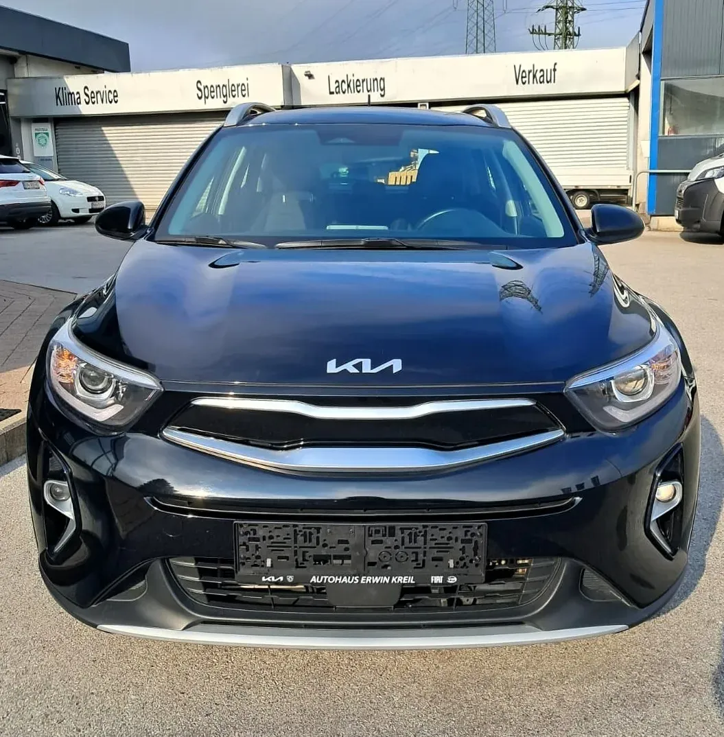 Kia Stonic 2022 photo 2