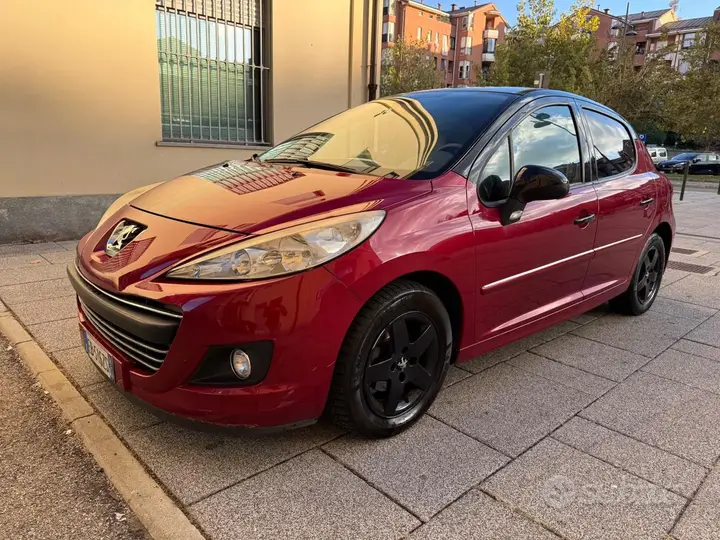 Peugeot 207