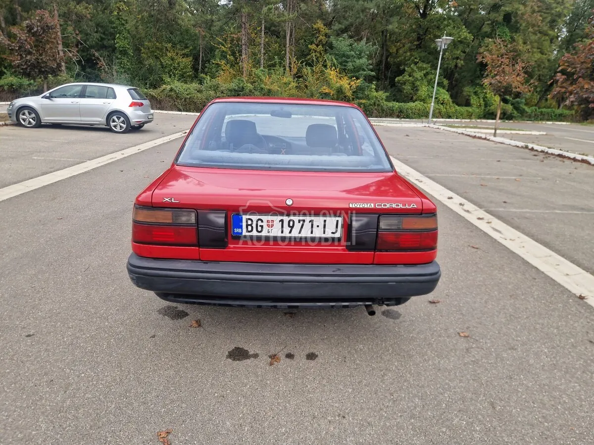 Toyota Corolla 1990 photo 5