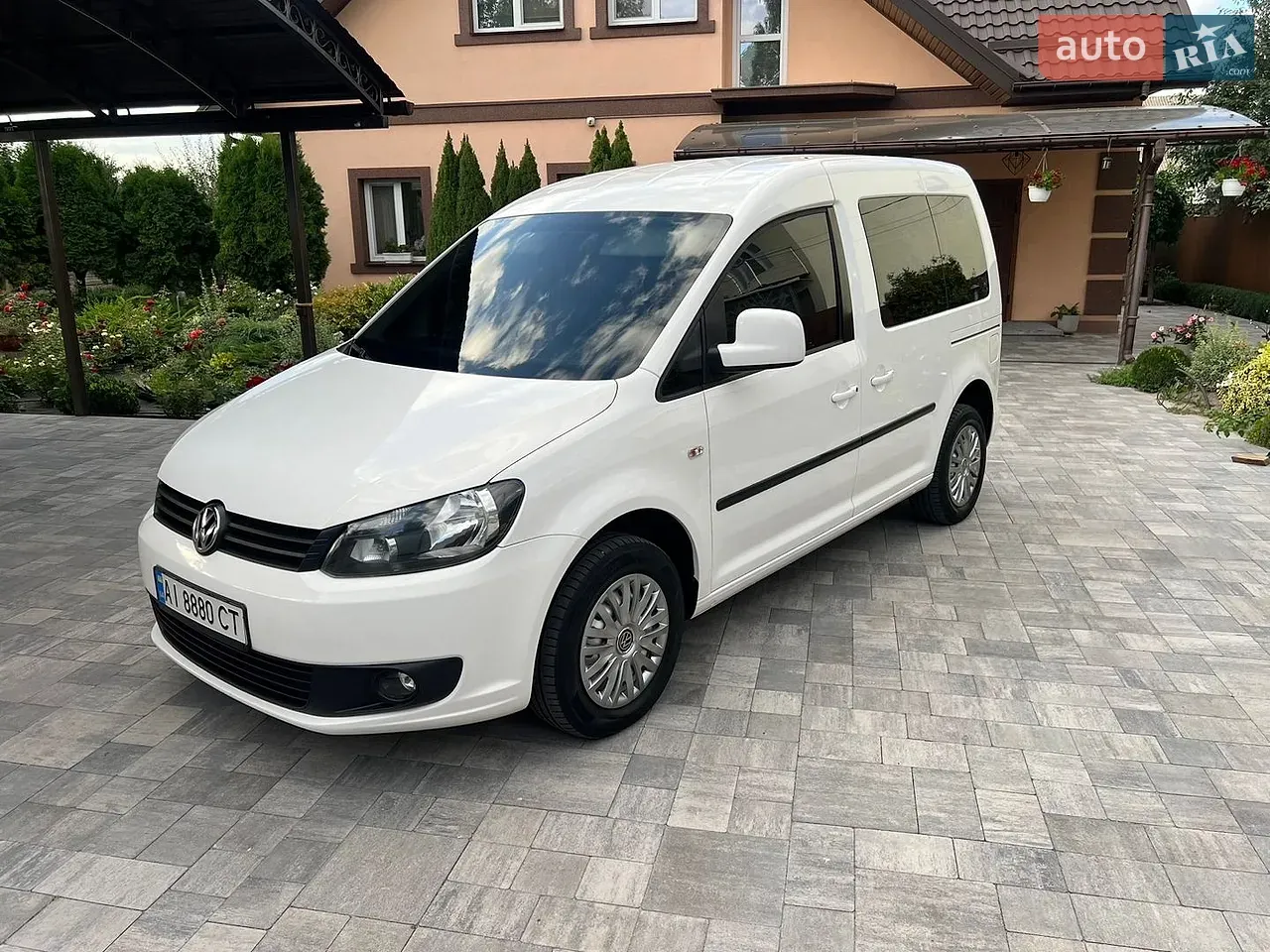 Volkswagen Caddy 2013 photo 2