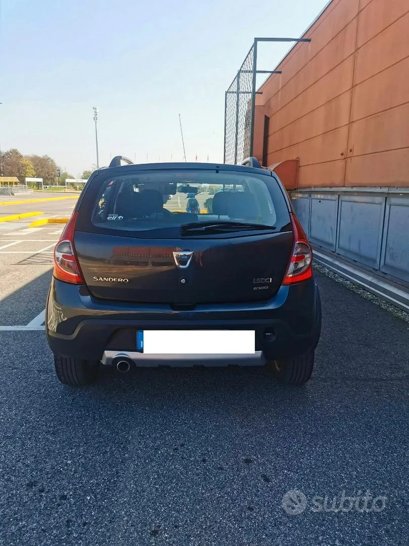 Dacia Sandero 2012 photo 3
