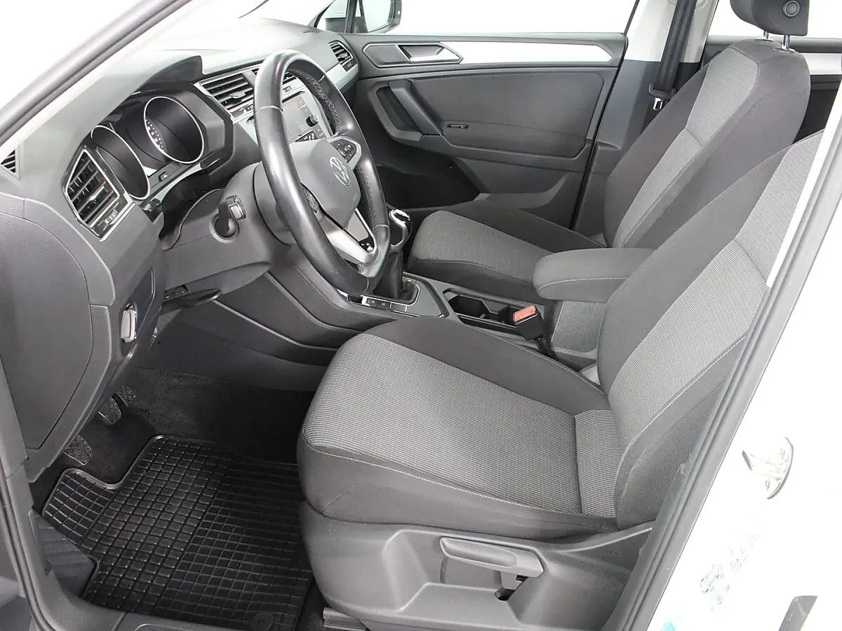 Volkswagen Tiguan 2021 photo 3