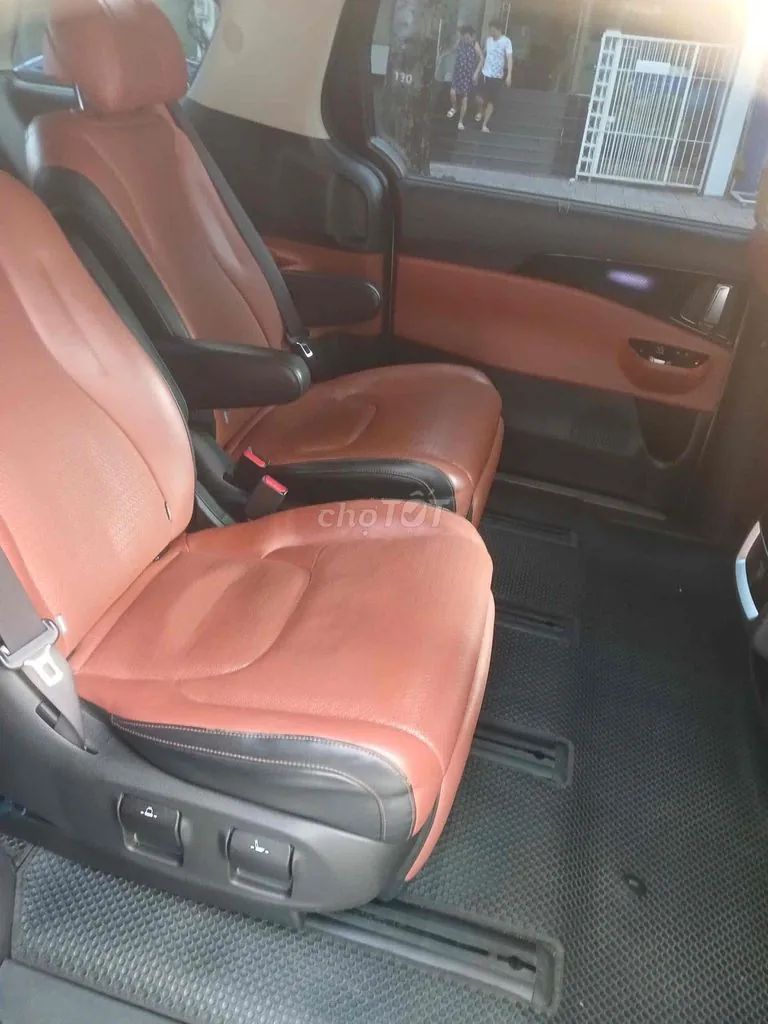 Kia Carnival 2022 photo 3