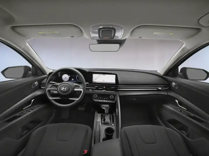 Hyundai Elantra 2026 photo 4
