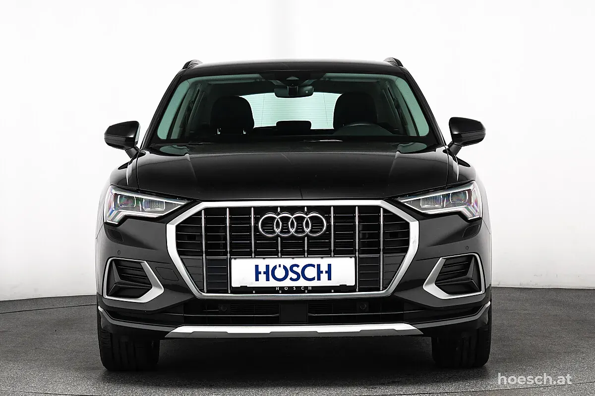 Audi Q3 2024 photo 2
