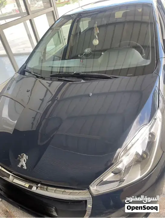 Peugeot 208 2016 photo 4