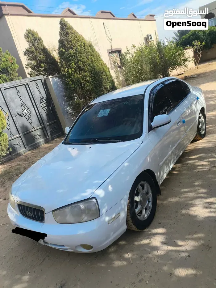 Hyundai Avante 2003 photo 3