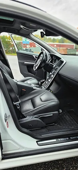 Volvo Xc60 2016 photo 3