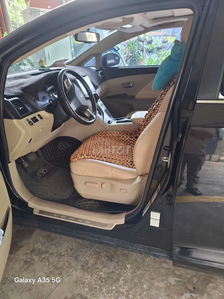 Toyota Venza 2009 photo 2