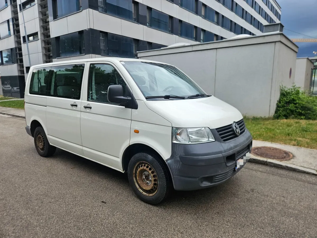 Volkswagen T5